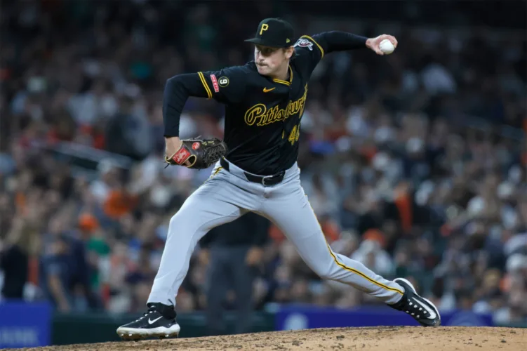 Torkelson narrowly misses cycle as Tigers hang on to beat Pirates